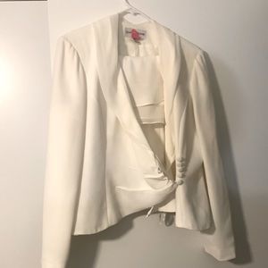 All cream color Evan-Picone 2 piece skirt set